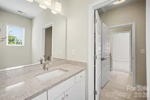 Bath - 221 Hampton Trail Dr, Fort Mill, SC 29708 photo 2 of 3