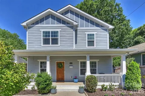 1617 Hawthorne Ln, Charlotte, NC 28205