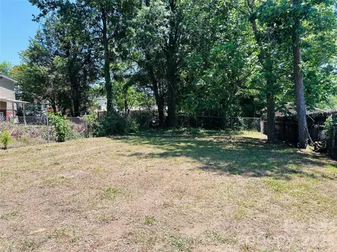 Exterior - 409 Messner St, Salisbury, NC 28144 photo 5 of 7