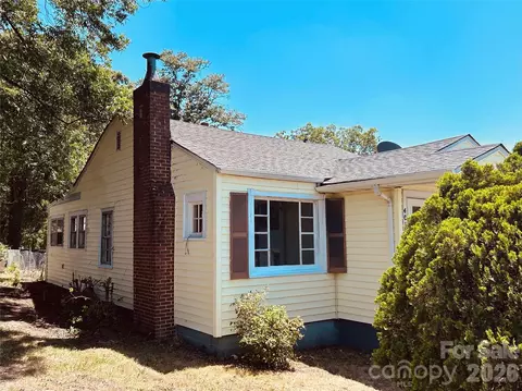 Exterior - 409 Messner St, Salisbury, NC 28144 photo 3 of 7
