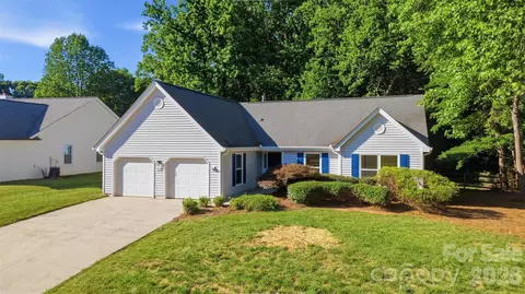 9212 Plashet Ln, Mint Hill, NC 28227