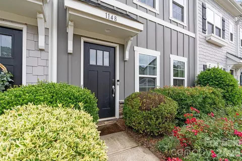 1148 Almerton Dr, Denver, NC 28037