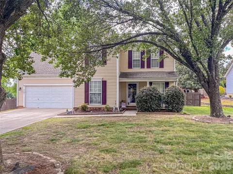 5101 Ashie Ave, Matthews, NC 28104