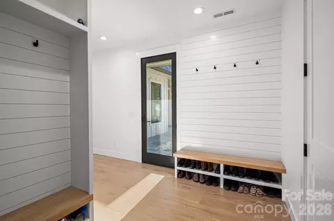 Entry Way - 10 Autumn Leaf Dr, Fletcher, NC 28732 photo 2 of 2