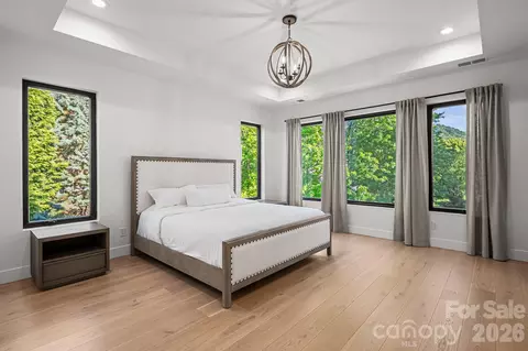Bedroom - 10 Autumn Leaf Dr, Fletcher, NC 28732 photo 1 of 9