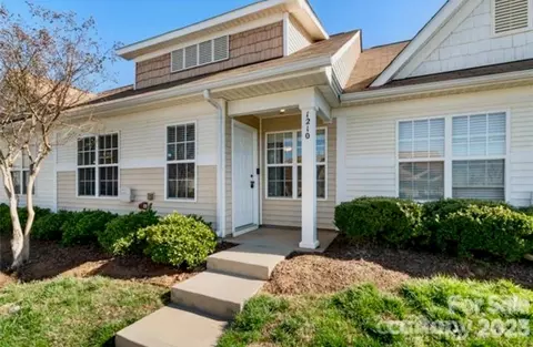 1210 Sheldon Brook Ln, Fort Mill, SC 29707