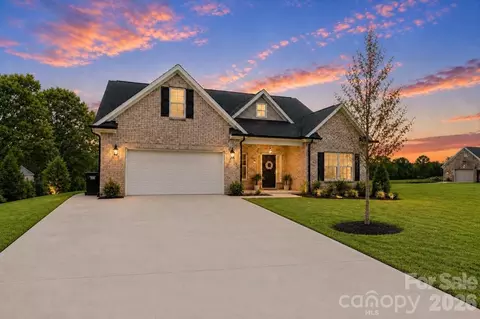 1005 Piper Meadows Dr, Waxhaw, NC 28173