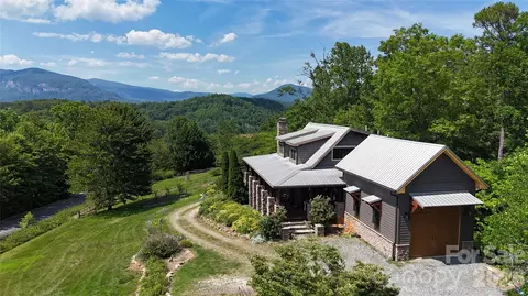 301 Peaks Dr, Lake Lure, NC 28746