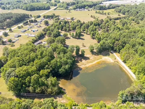1845 Templeton Rd, Clover, SC 29710
