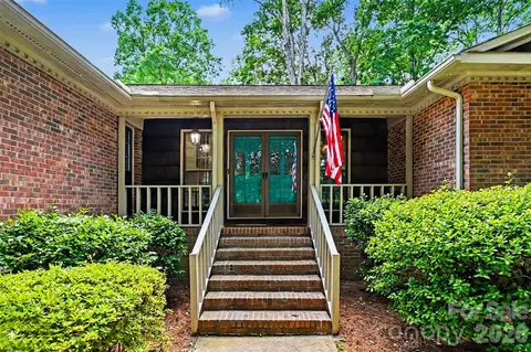 5523 Beaver Dam Ln, Mint Hill, NC 28227