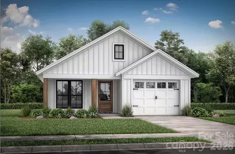 42 Peniel Rd, Columbus, NC 28722
