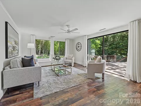 Living - 5501 Farmbrook Dr, Charlotte, NC 28210 photo 7 of 8