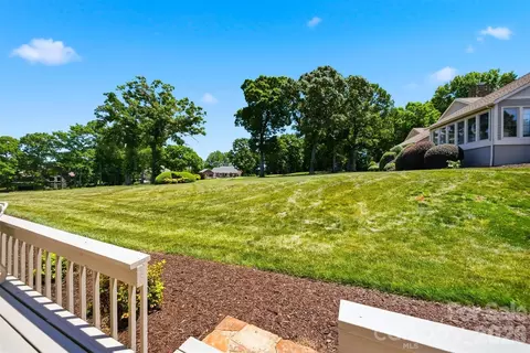 Exterior - 3677 Rock Bridge Ne Dr NE, Conover, NC 28613 photo 8 of 10