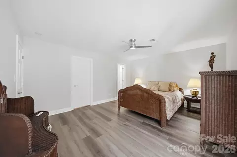 Bedroom - 3677 Rock Bridge Ne Dr NE, Conover, NC 28613 photo 5 of 7