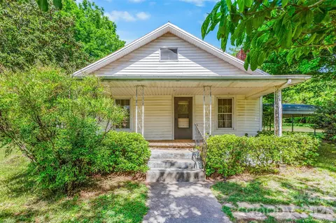 128 John Deere Dr, Harmony, NC 28634