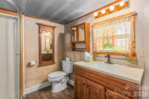 Bath - 128 John Deere Dr, Harmony, NC 28634 photo 1 of 1
