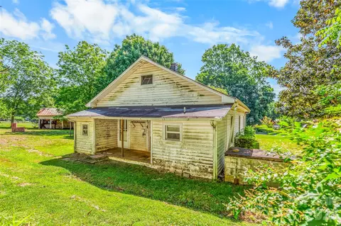 Exterior - 128 John Deere Dr, Harmony, NC 28634 photo 6 of 7
