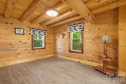 Bedroom - 451 Rustic Ridge Dr, Canton, NC 28716 photo 3 of 8