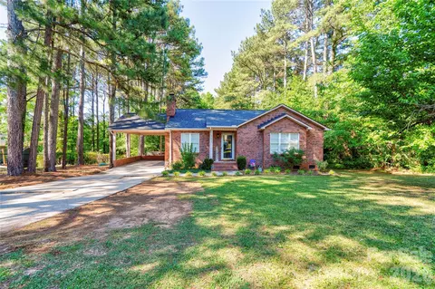 101 Doree Ln, Crouse, NC 28033