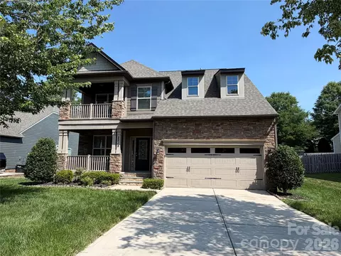 2218 Knocktree Dr, Indian Trail, NC 28079