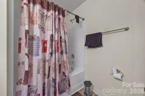 Bath - 174 Pheasant Ridge Cir, York, SC 29745 photo 2 of 2