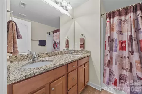 Bath - 174 Pheasant Ridge Cir, York, SC 29745 photo 1 of 2