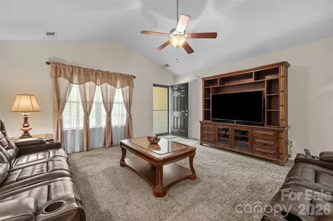 Living - 174 Pheasant Ridge Cir, York, SC 29745 photo 3 of 3