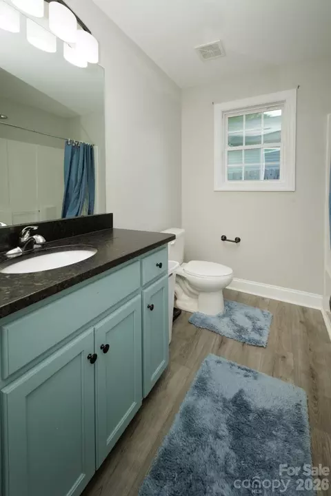 Bath - 236 Cabarrus E Ave E, Concord, NC 28025 photo 1 of 2