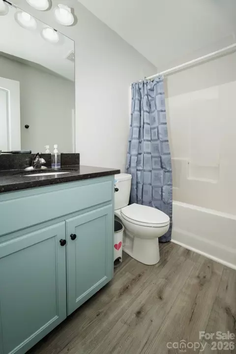 Bath - 236 Cabarrus E Ave E, Concord, NC 28025 photo 2 of 2