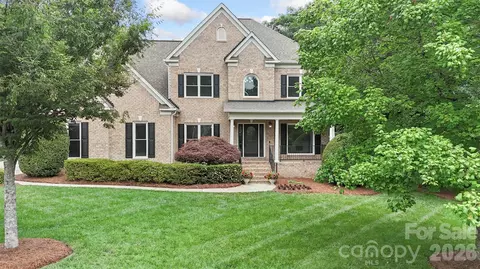 1111 Dobson Dr, Waxhaw, NC 28173