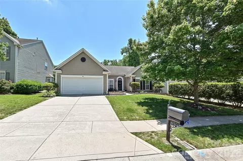 1029 Canopy Dr, Indian Trail, NC 28079