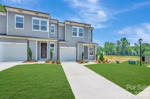 6326 Haller St, Charlotte, NC 28227