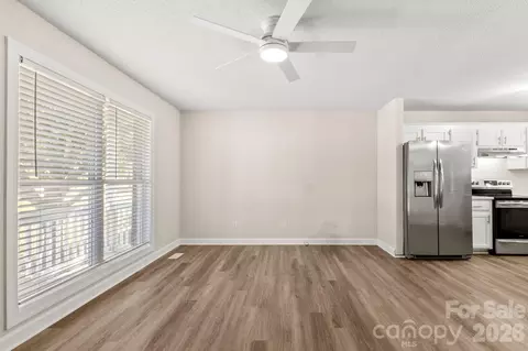 Living - 1502 E Main St, Cherryville, NC 28021 photo 4 of 5