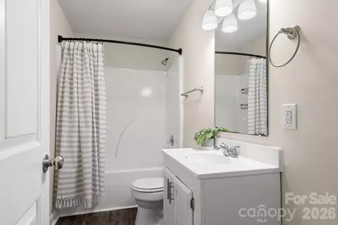 Bath - 1502 E Main St, Cherryville, NC 28021 photo 3 of 3