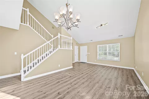 9233 Simonton Dr, Charlotte, NC 28269
