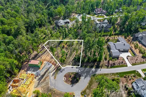 325 Flowering Vine Ct, Asheville, NC 28803