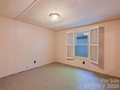 Bedroom - 102 Serenity Ln, Clyde, NC 28721 photo 5 of 7
