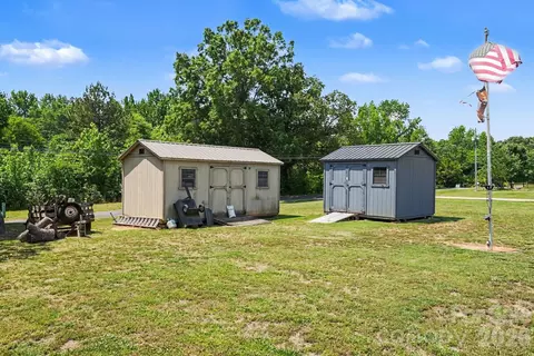 Exterior - 24359 Ridgecrest Rd, Locust, NC 28097 photo 5 of 7