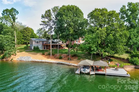 104 Doral Ct, Kings Mountain, NC 28086