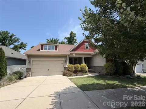 10403 Drake Hill Dr, Huntersville, NC 28078