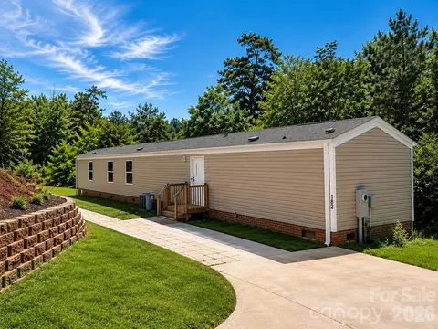 182 Left Fork Rd, Pickens, SC 29671