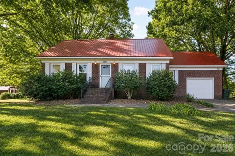 1314 Shady Oak Trl, Gastonia, NC 28052