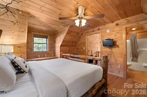 Bedroom - 105 Palisade Dr, Mill Spring, NC 28756 photo 3 of 10
