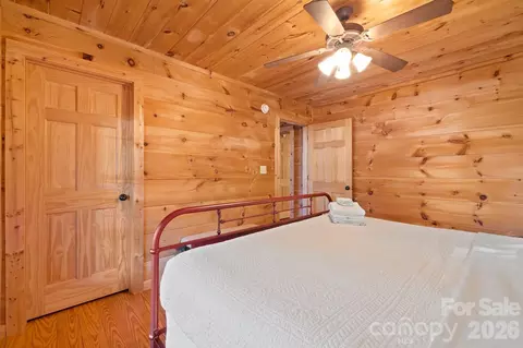 Bedroom - 105 Palisade Dr, Mill Spring, NC 28756 photo 7 of 10