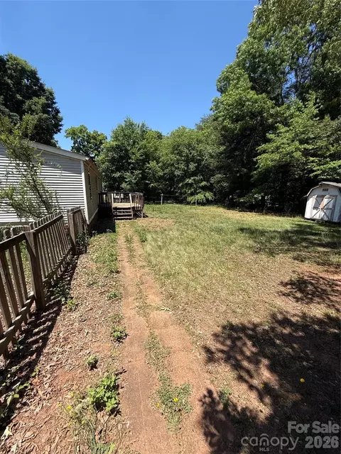 Exterior - 6237 Burnhurst Ln, Denver, NC 28037 photo 4 of 4