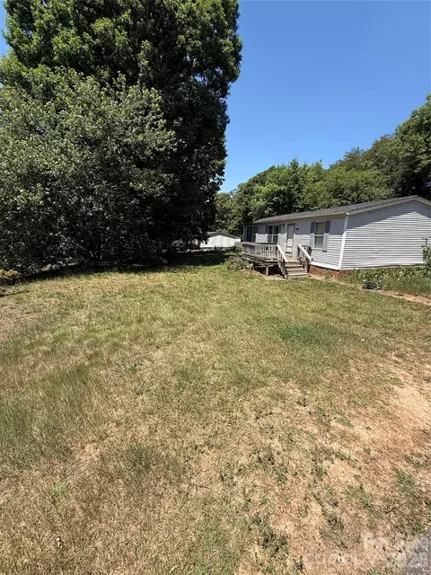Exterior - 6237 Burnhurst Ln, Denver, NC 28037 photo 1 of 4
