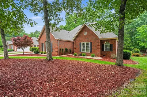 1320 Mill Race Ln, Matthews, NC 28104