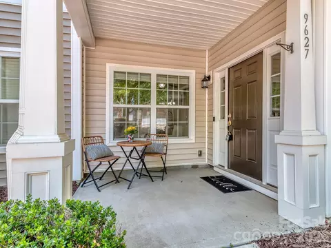 9627 Turning Wheel Dr, Charlotte, NC 28214