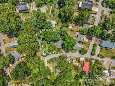 99999 Peace 18a St #18A, Asheville, NC 28806