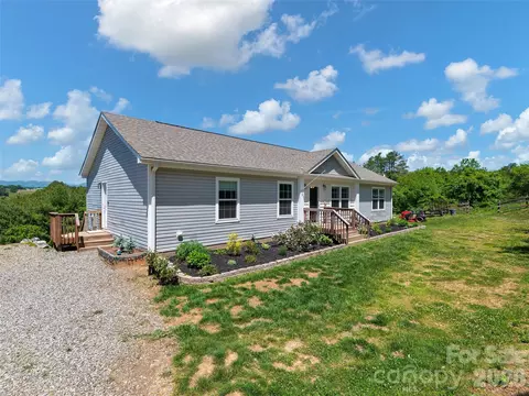 271 Sluder Branch Rd, Leicester, NC 28748